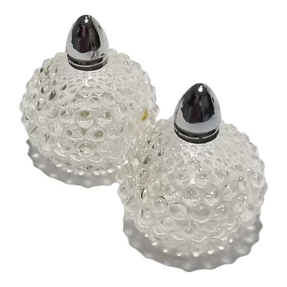 Mid-Century Mini Hobnail Salt and Pepper Shakers by Irving W. Rice - Picture 3 of 5